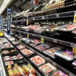 Người Việt ở Mỹ đi chợ thời ‘bão giá’