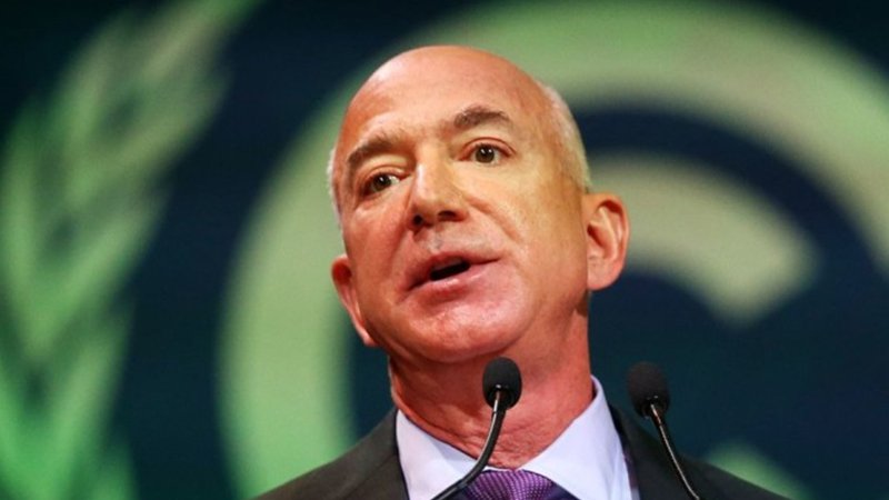 Jeff Bezos bán 2 tỷ USD cổ phiếu Amazon làm từ thiện